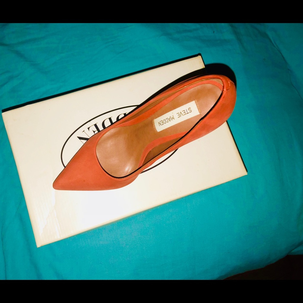 Steve Madden Primpy Rust Pump